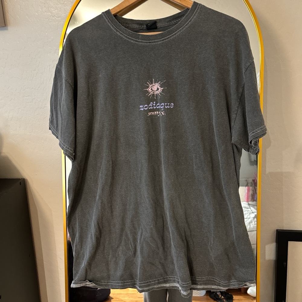 urban outfitters oversized zodiac shirt. fits like a large.